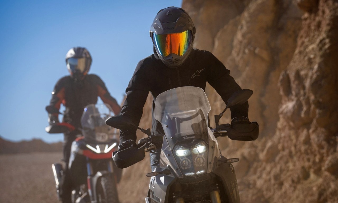 Arai Tour-X 5: il crossover premium si rinnova